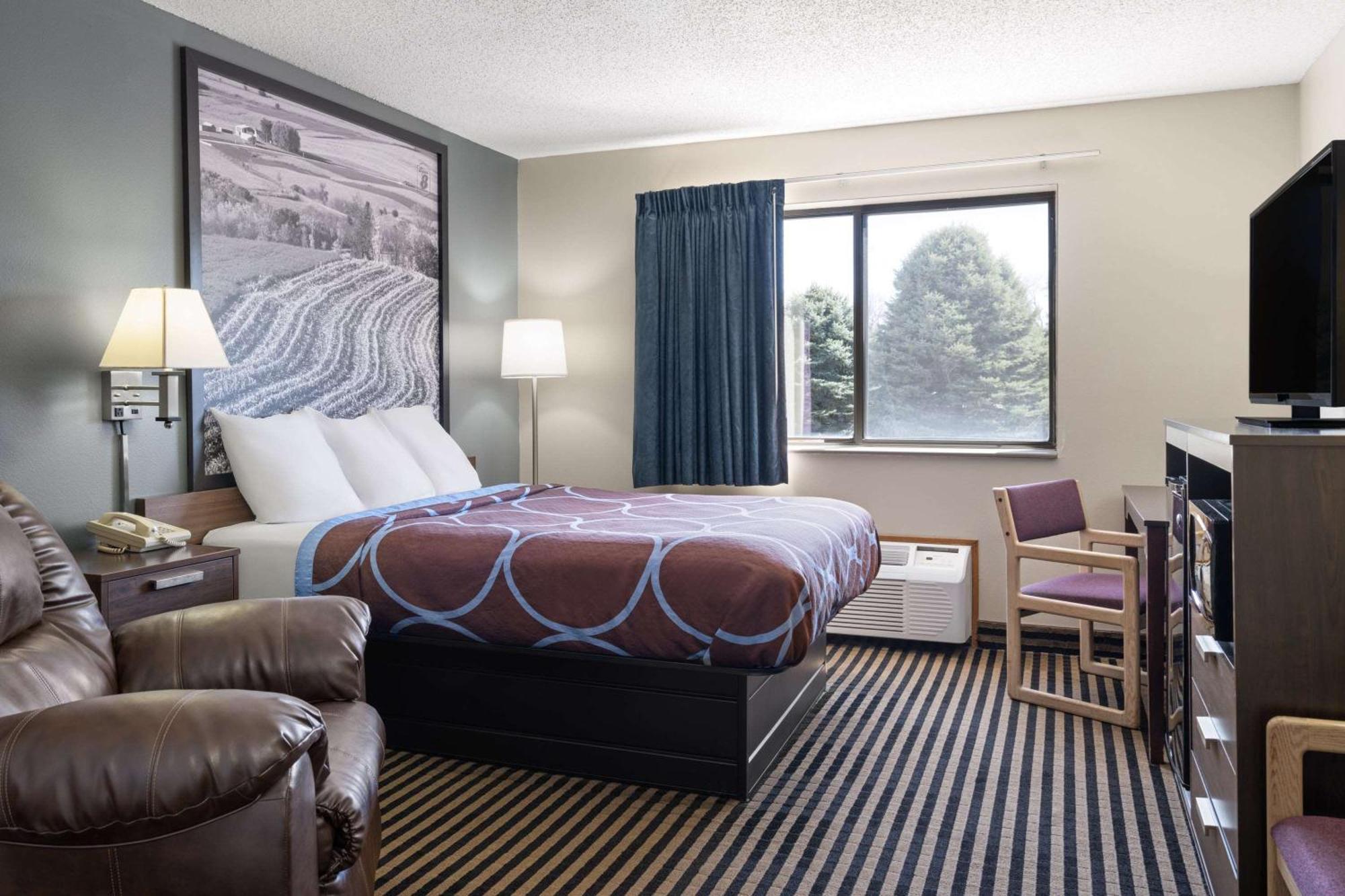 Hotel Super 8 By Wyndham Humboldt Exteriér fotografie