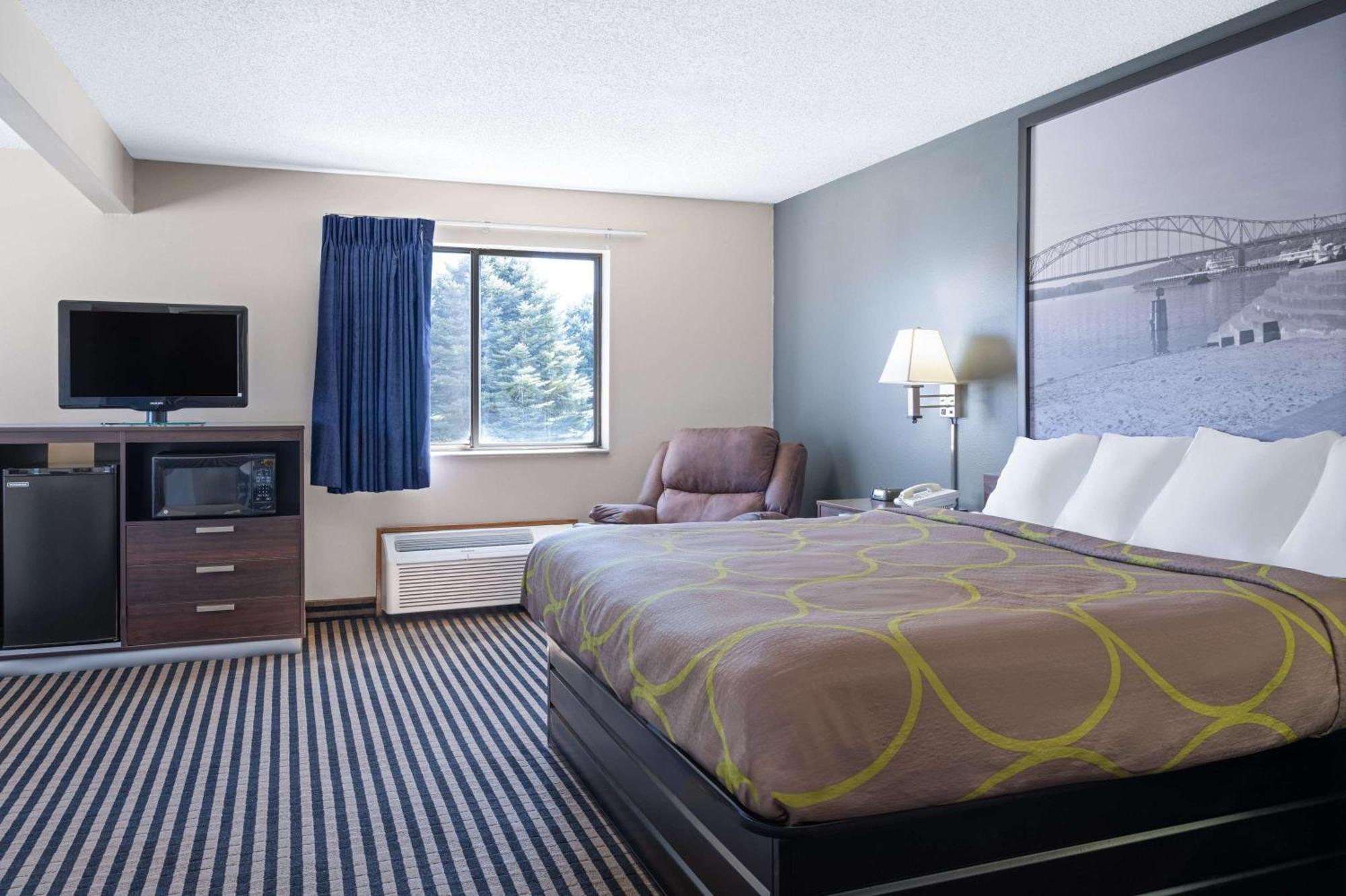 Hotel Super 8 By Wyndham Humboldt Exteriér fotografie